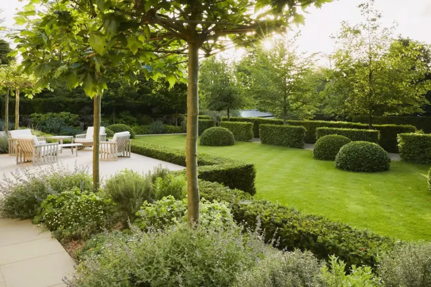 Southampton, NY Landscape Maintenance Company