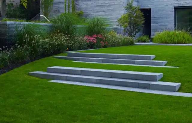 Southampton, NY Landscape Maintenance Company