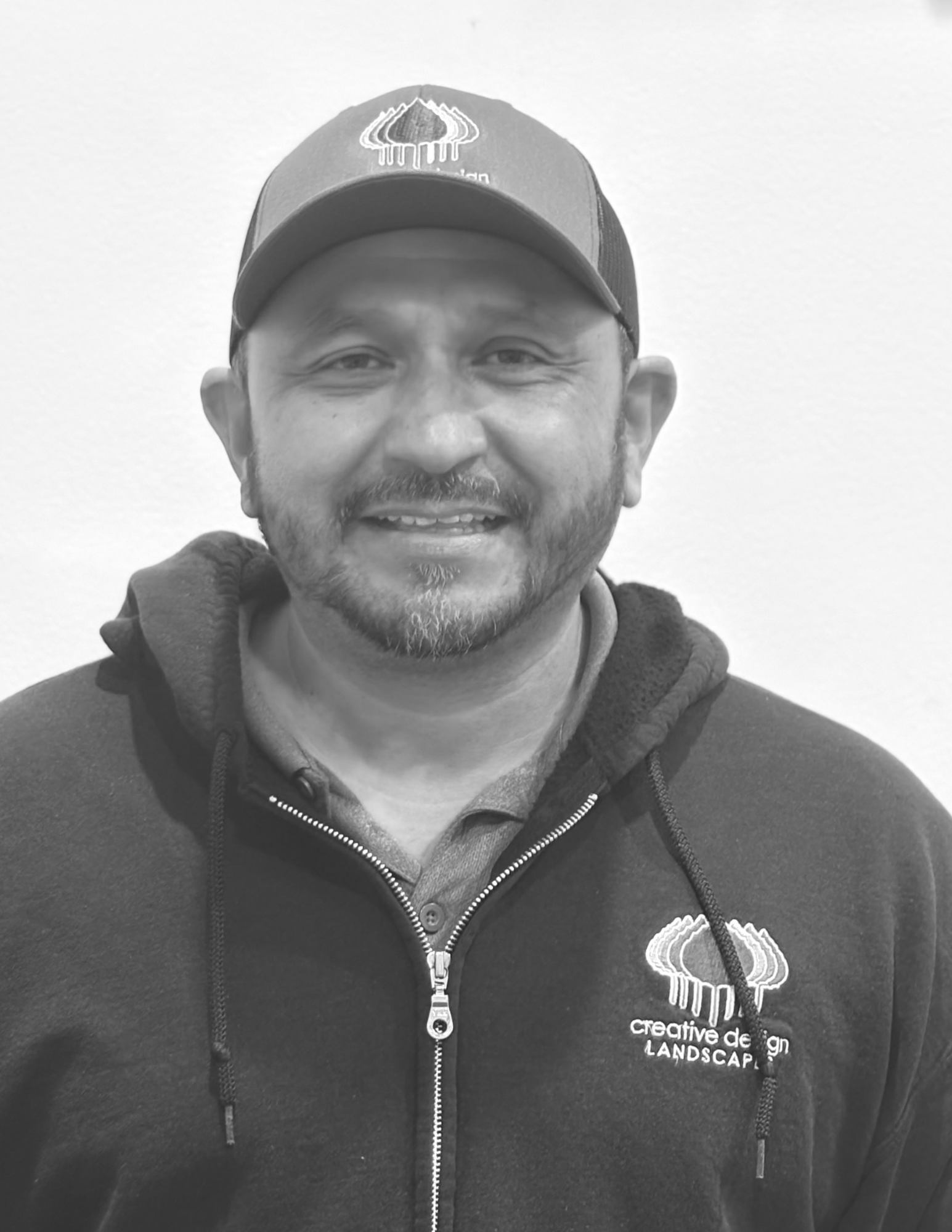 project management and install coordination of planting, trees, and plants specialist landscape design landscapes :Head Foreman Creative Design Landscapes