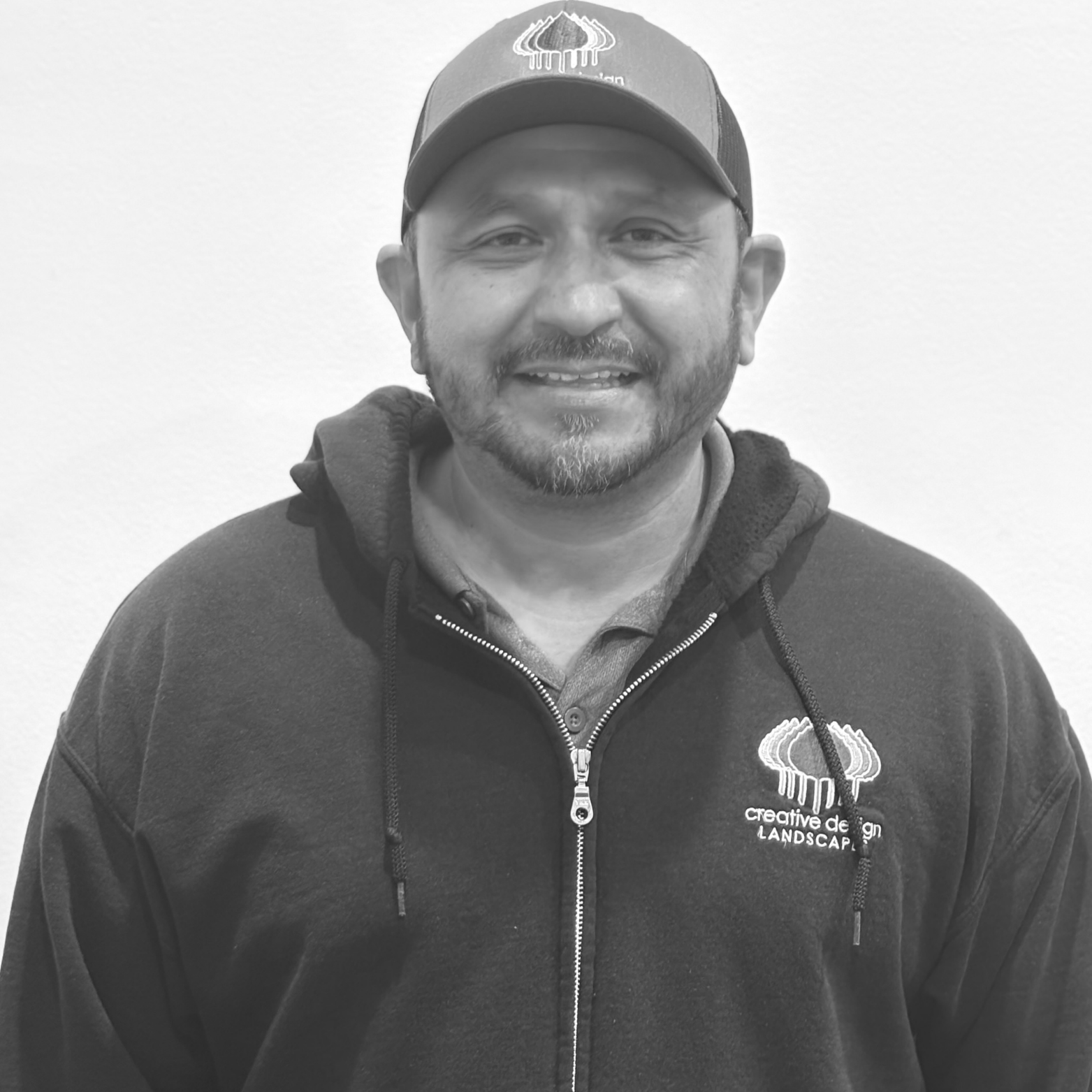 project management and install coordination of planting, trees, and plants specialist landscape design landscapes :Head Foreman Creative Design Landscapes