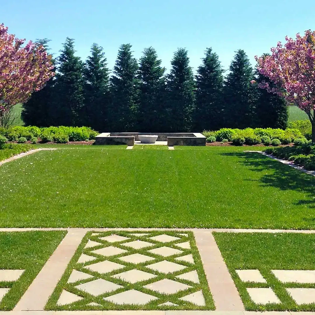 Southampton, NY Landscape Maintenance Company